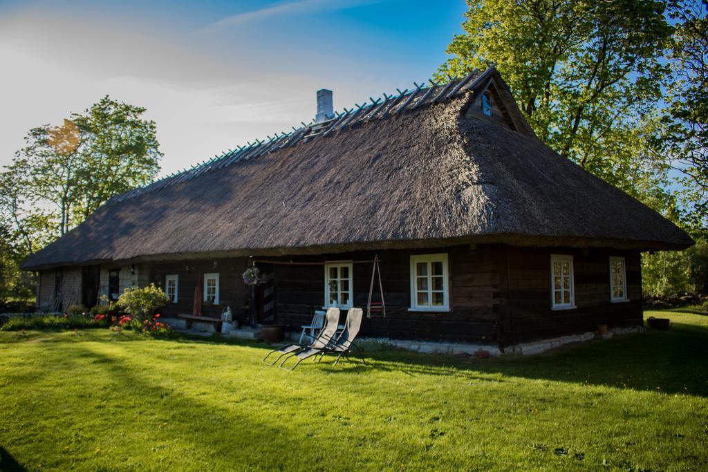 Kuusetuka Tourism Farm Villa Pahkla Exteriör bild