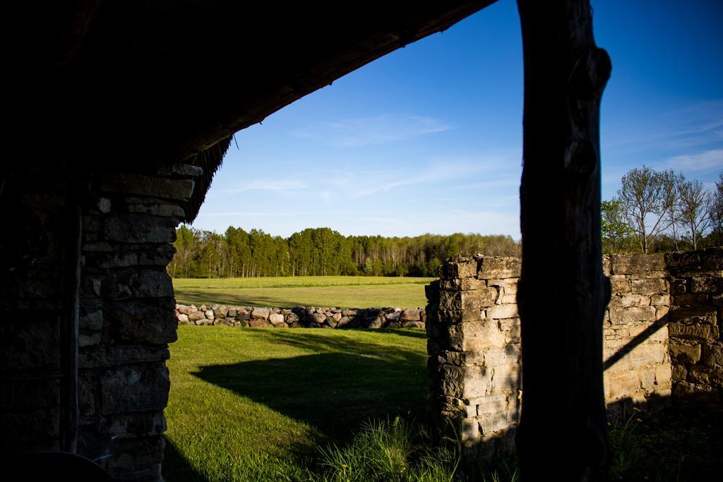 Kuusetuka Tourism Farm Villa Pahkla Exteriör bild
