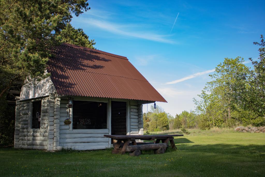 Kuusetuka Tourism Farm Villa Pahkla Exteriör bild