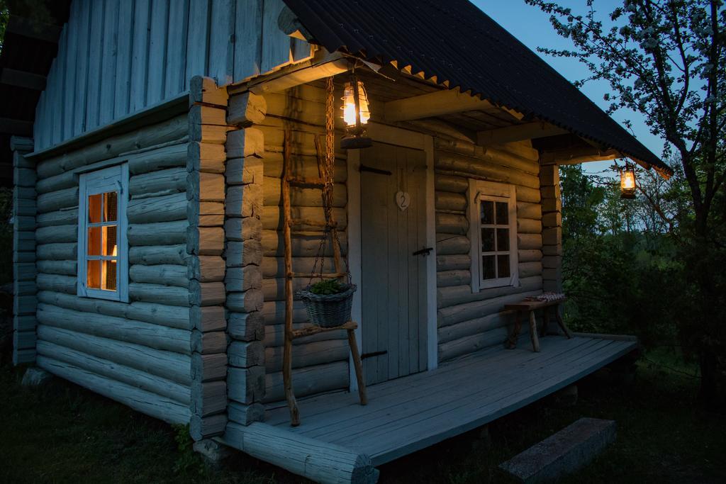 Kuusetuka Tourism Farm Villa Pahkla Exteriör bild