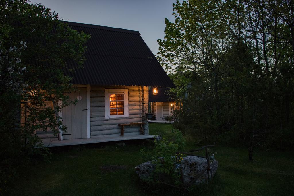 Kuusetuka Tourism Farm Villa Pahkla Exteriör bild