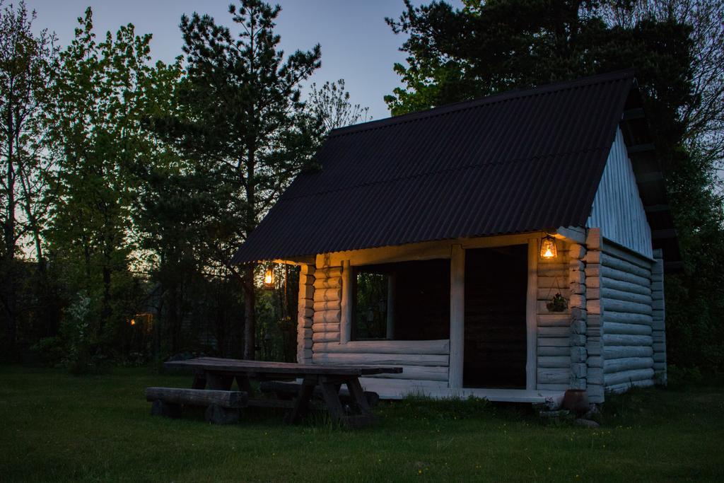 Kuusetuka Tourism Farm Villa Pahkla Exteriör bild
